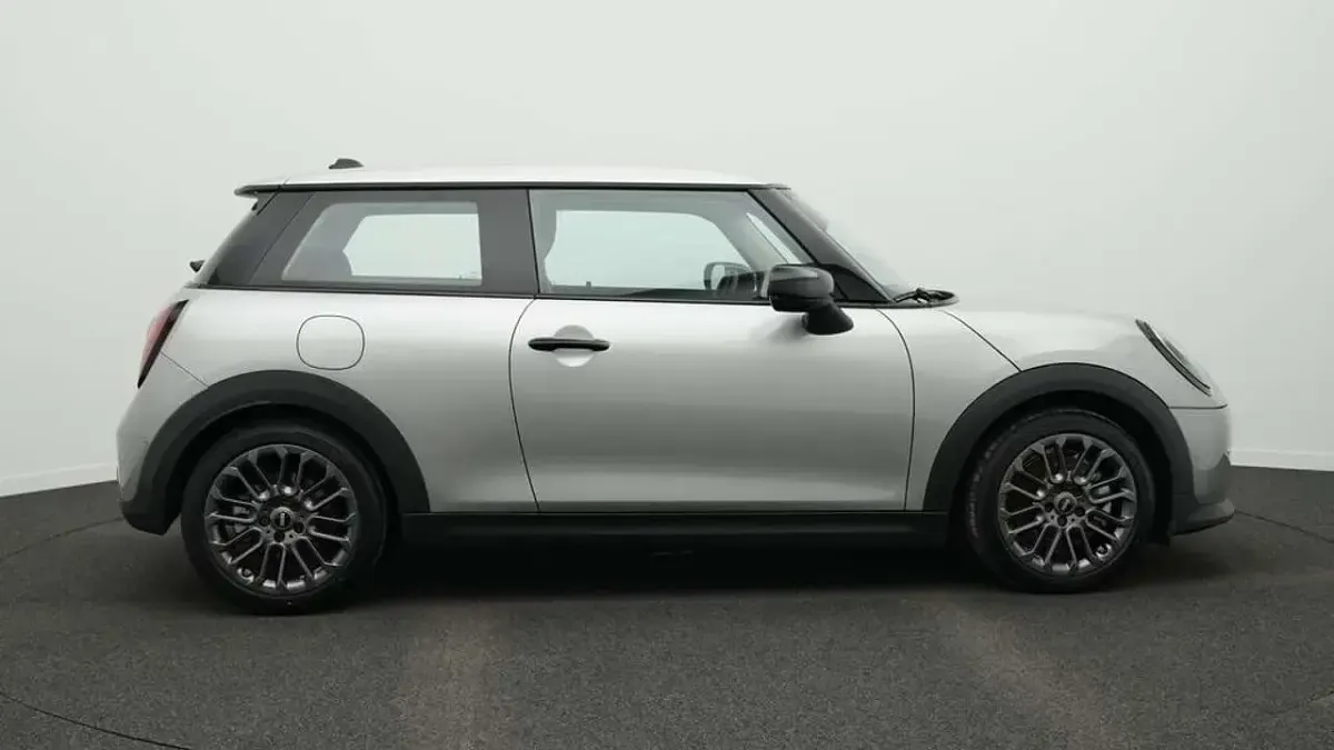 Occasion Mini Cooper Classic 156 ch (114 kW) 2024 Gris Citadine