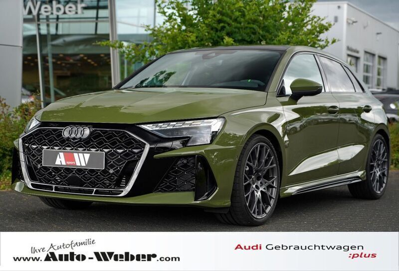 Grün Neu 2025 Audi RS3 Ambiente Kleinwagen | 81.490 € - Bild 1/4