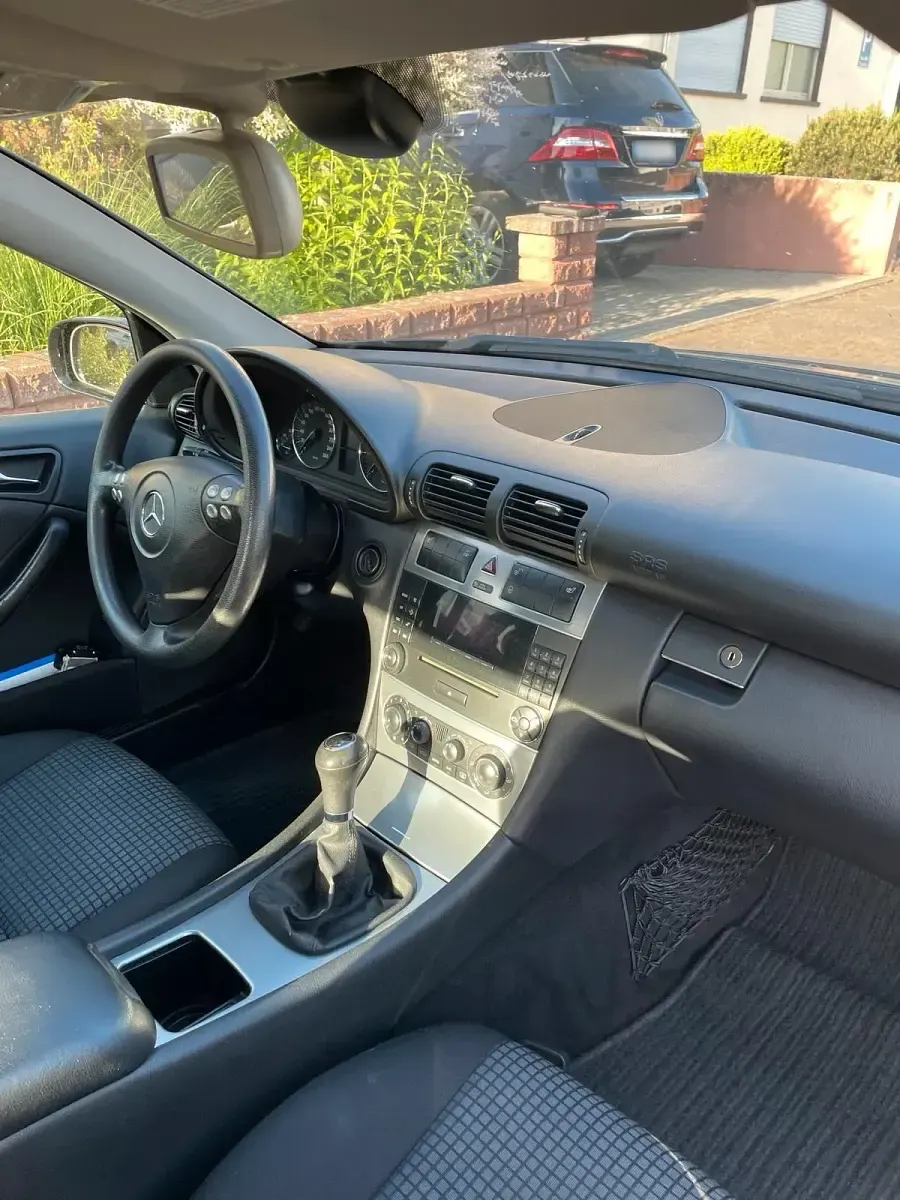 Gebraucht Mercedes CL160 122 PS (89 kW) 2006 Schwarz Coupé