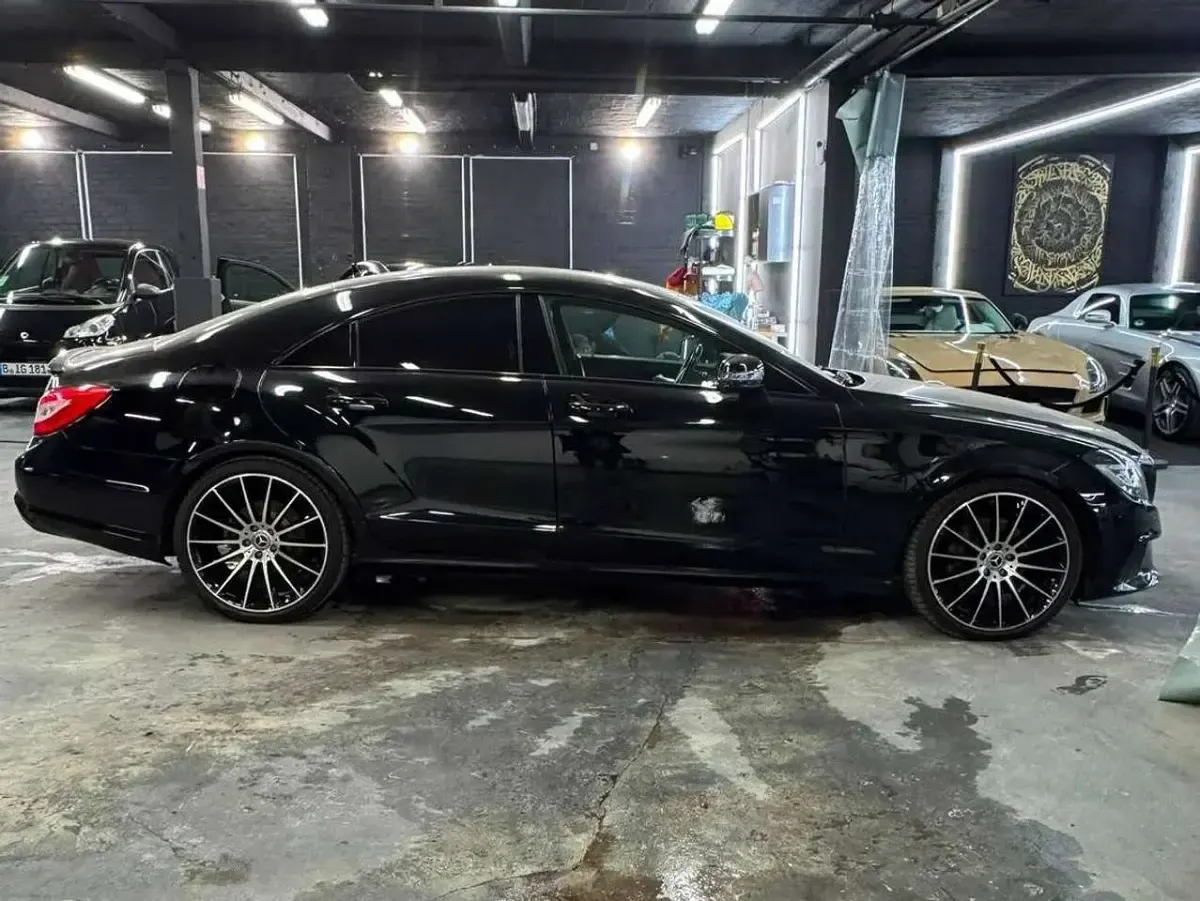 Gebraucht Mercedes CLS350 265 PS (194 kW) 2011 Schwarz Coupé