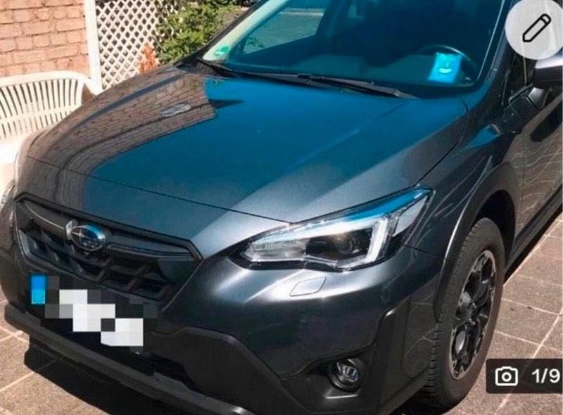 Silber Gebraucht 2022 Subaru XV SUV | 22.500 € (Fairer Preis) - Bild 1/4