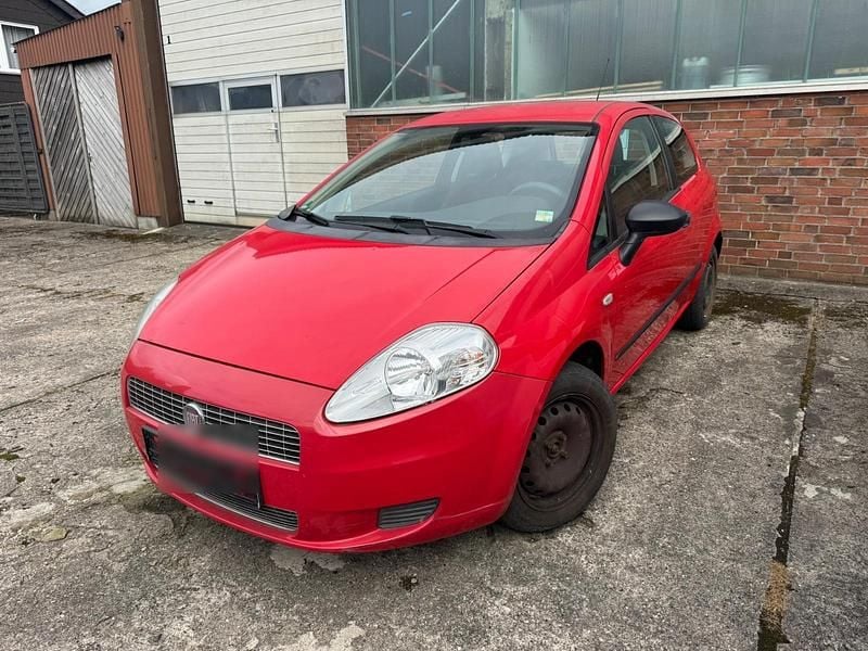 Rot Gebraucht 2010 Fiat Punto Kleinwagen | 2.499 € (Fairer Preis) - Bild 1/4