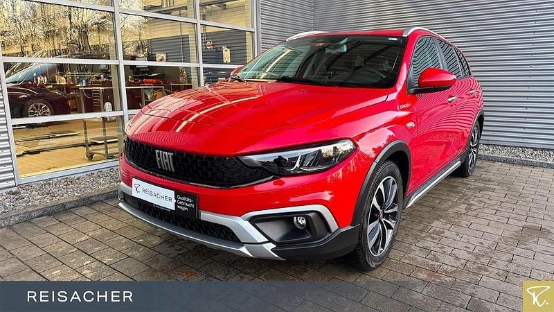 Rot Gebraucht 2023 Fiat Tipo Cross Kombi | 17.990 € (Fairer Preis) - Bild 1/4