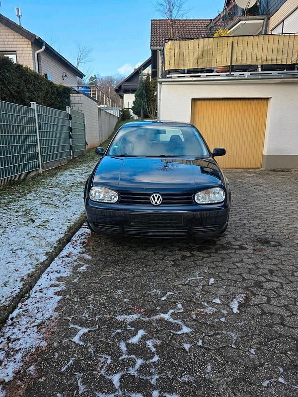 Blau Gebraucht 1998 VW Golf Limousine | 1.000 € (Superpreis) - Bild 1/4