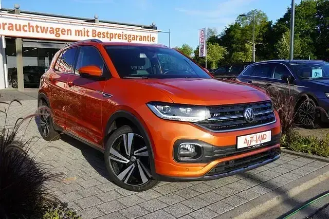 Gebraucht VW T-Cross Style 116 PS (85 kW) 2019 Energetic orange metallic SUV