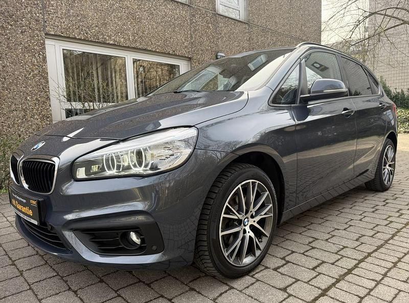 Gebraucht BMW 216 Active Tourer Advantage 116 PS (85 kW) 2017 Grau Van / Kleinbus