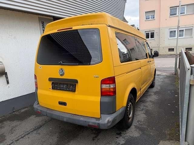 Second-hand VW Transporter 86 CP (63 kW) 2005 Galben Van