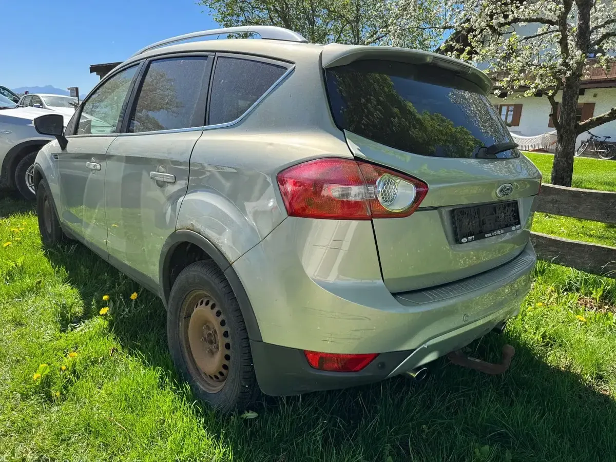 Gebraucht Ford Kuga 136 PS (100 kW) 2008 Grau SUV