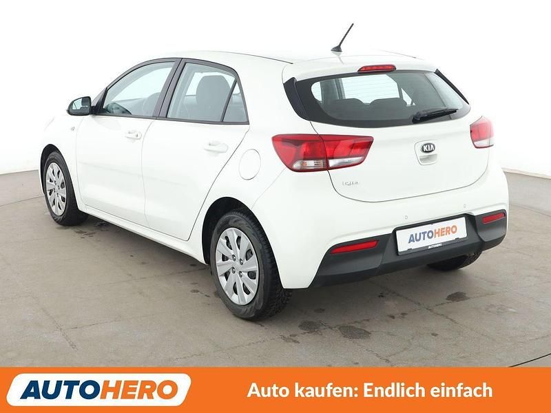 Gebraucht Kia Rio Edition 7 99 PS (72 kW) 2017 Weiß Kleinwagen