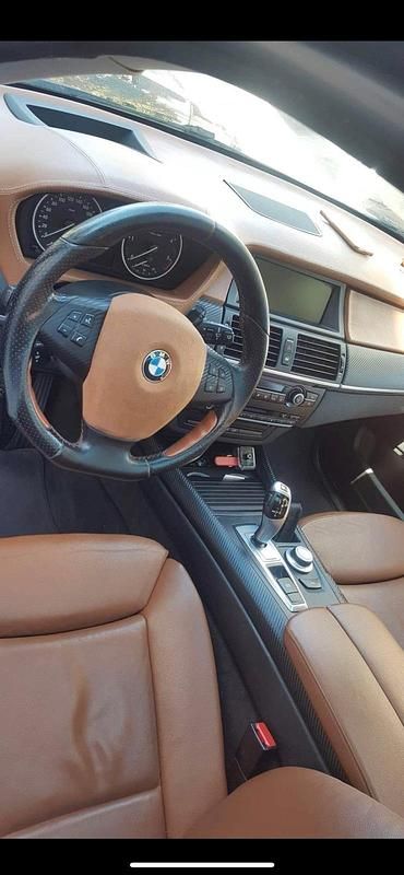 Grün Gebraucht 2007 BMW X5 SUV | 6.000 € - Bild 1/4