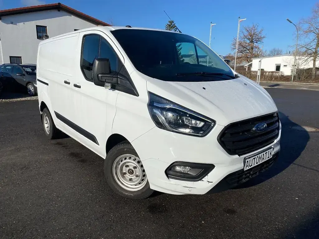 Gebraucht Ford Transit Custom Trend 131 PS (96 kW) 2018 Weiß Van / Kleinbus