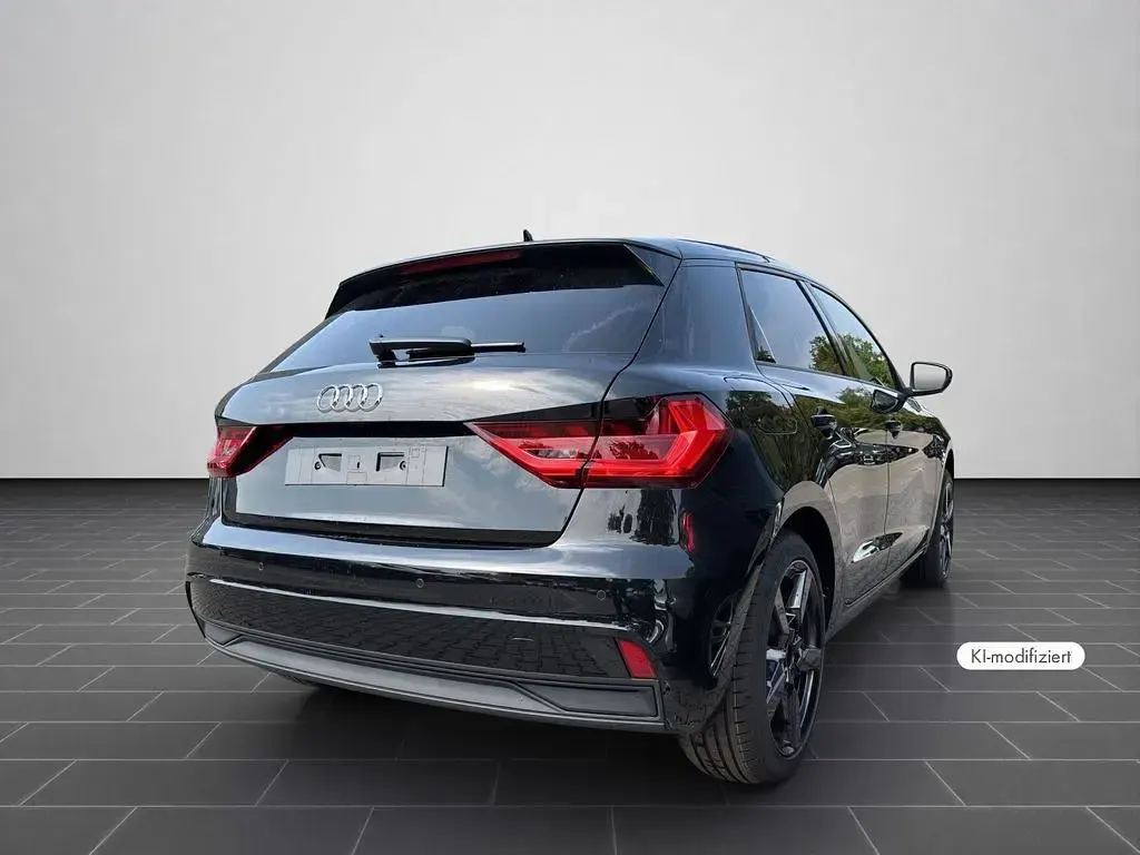 Neu Audi A1 Sportback Sport 95 PS (69 kW) 2026 Schwarz Kleinwagen