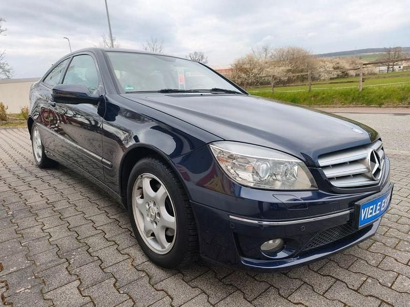 Gebraucht Mercedes CLC200 184 PS (135 kW) 2010 Blau Kleinwagen