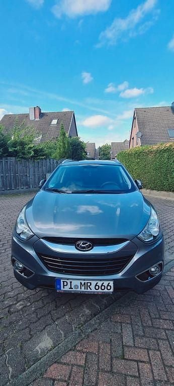 Gebraucht Hyundai ix35 Premium 163 PS (119 kW) 2012 SUV