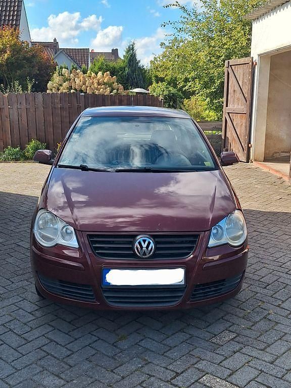 Gebraucht VW Polo 60 PS (44 kW) 2008 Rot Limousine