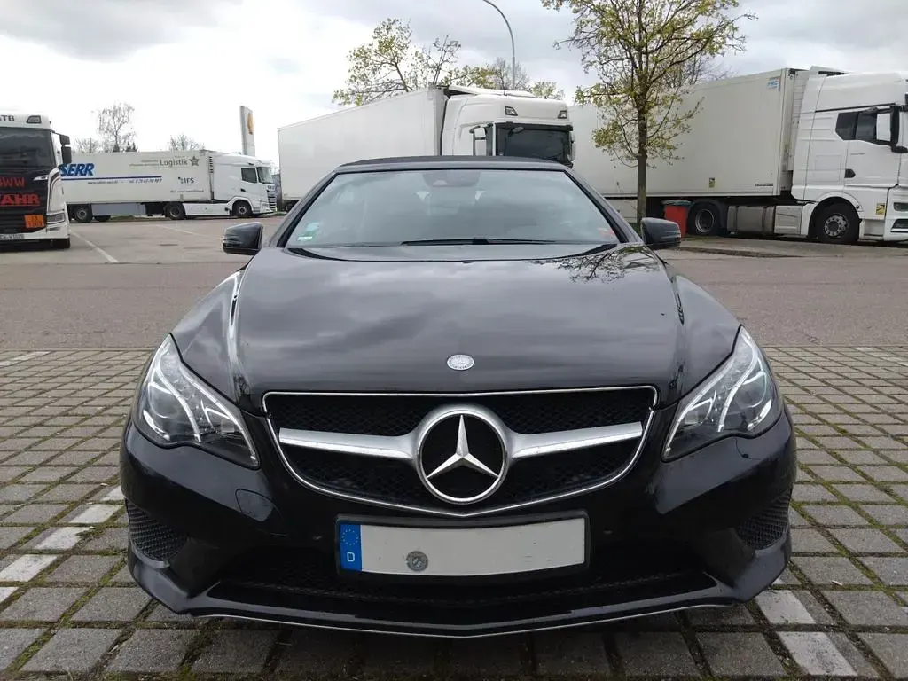 Gebraucht Mercedes E350 258 PS (189 kW) 2014 Schwarz Cabrio