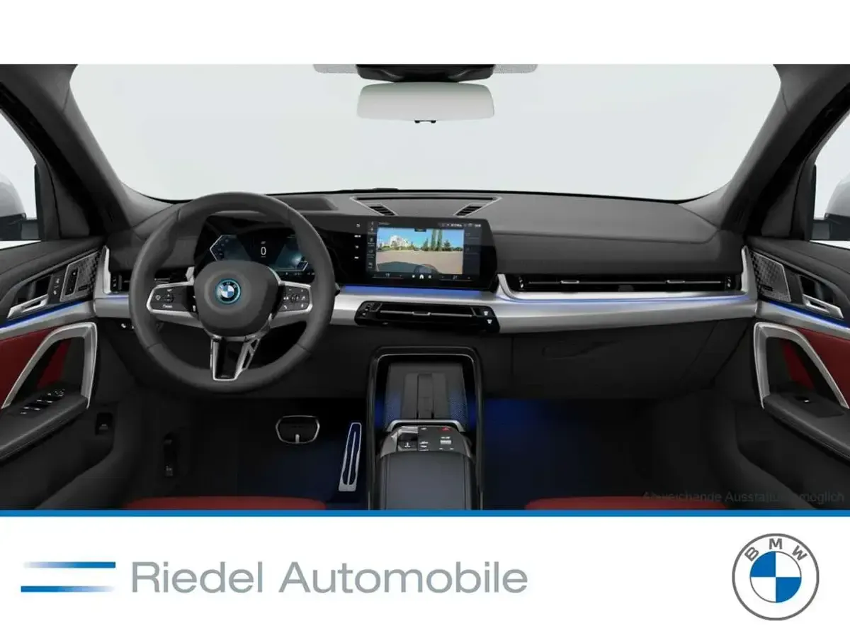 Gebraucht BMW iX2 230 kW (313 PS) 2024 Alpinweiß SUV