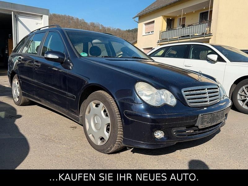 Gebraucht Mercedes C220 150 PS (110 kW) 2004 Blau Kombi