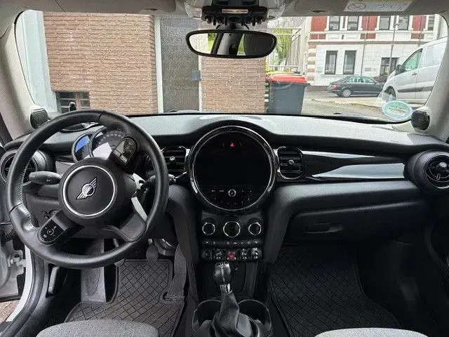 Käytetty Mini Cooper S 178 HP (130 kW) 2022 Valkoinen Viistoperä