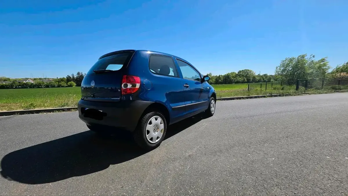 Gebraucht VW Fox 55 PS (40 kW) 2006 Blau Kleinwagen