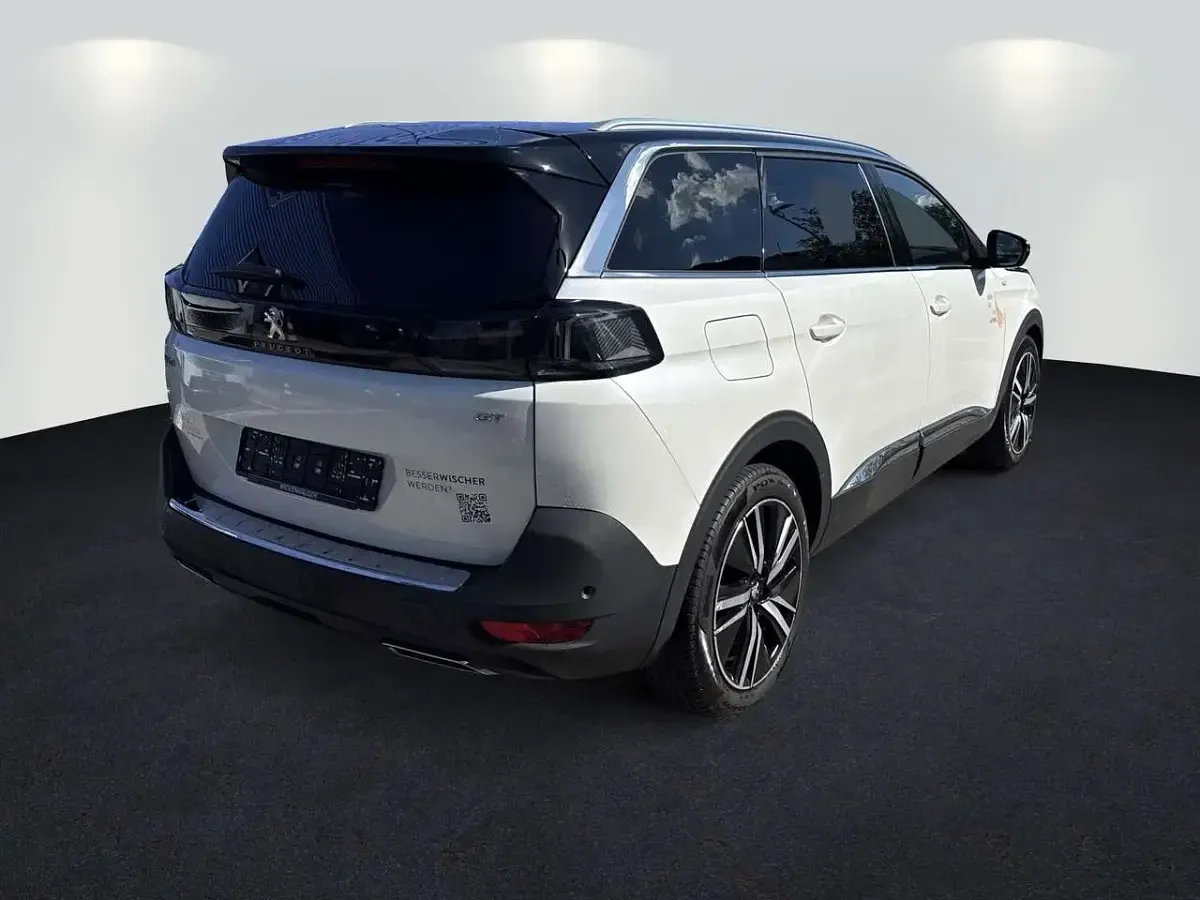 Gebraucht Peugeot 5008 GT 177 PS (130 kW) 2023 Lack weiss perlglänzend/metall SUV