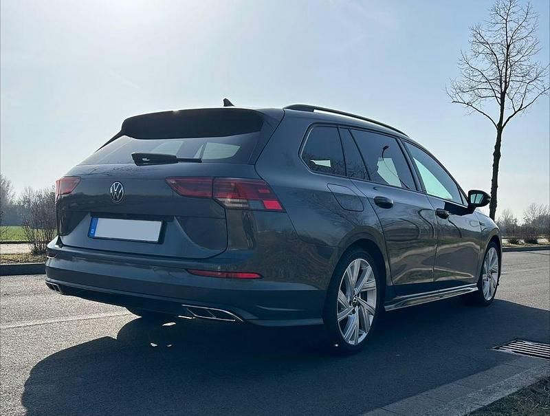 Gebraucht VW Golf VII R-line 150 PS (110 kW) 2021 Grau Kleinwagen