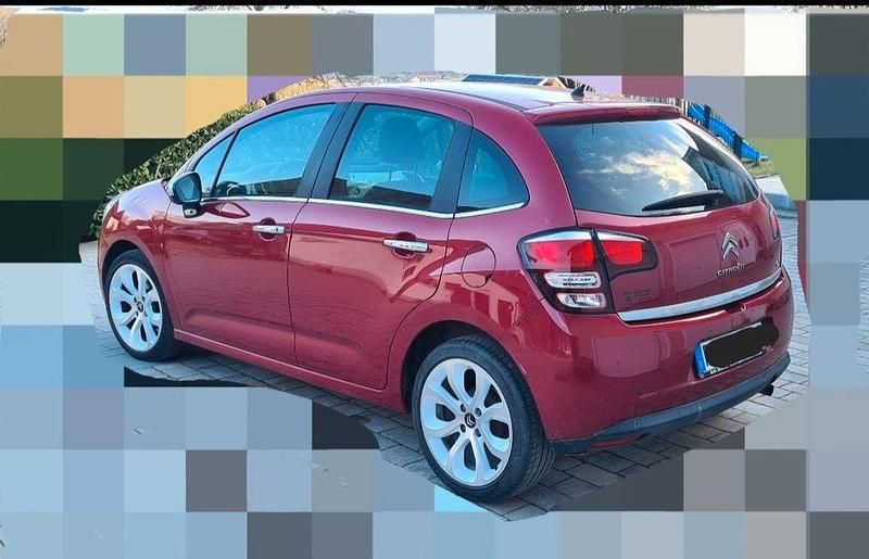 Gebraucht Citroën C3 82 PS (60 kW) 2013 Rot Limousine