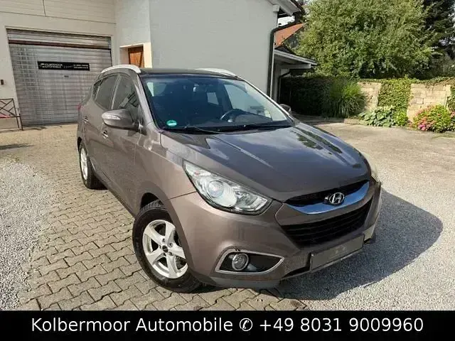 Gebraucht Hyundai ix35 Premium 184 PS (135 kW) 2012 Braun SUV