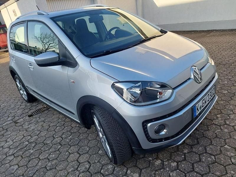 Gebraucht VW cross up! 75 PS (55 kW) 2013 Silber Kleinwagen