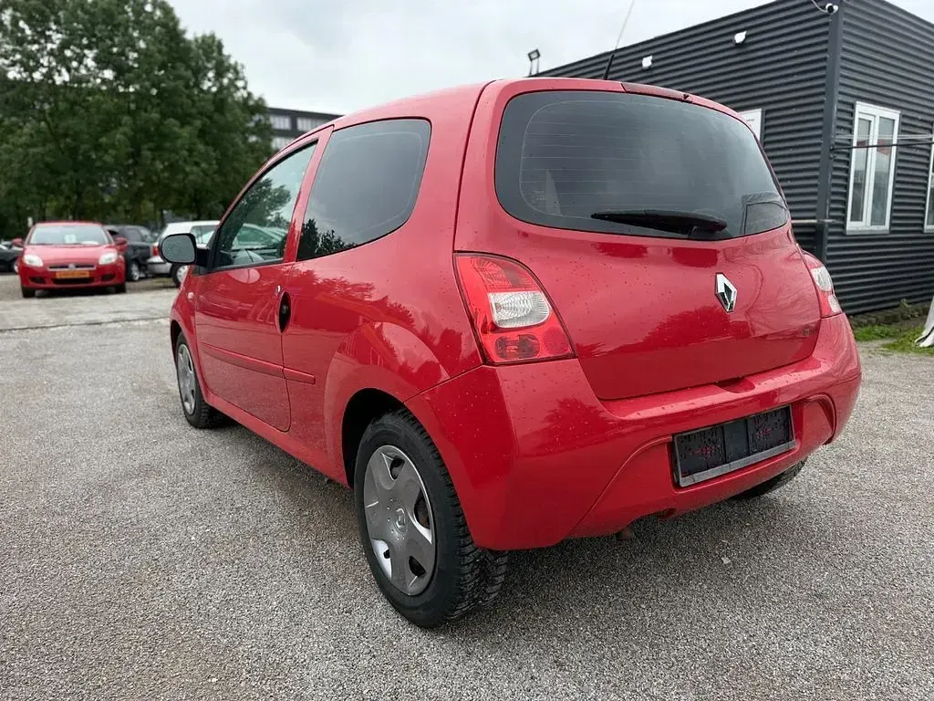 Gebraucht Renault Twingo 75 PS (55 kW) 2011 Rot Kleinwagen