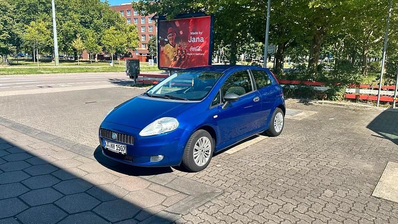 Blau Gebraucht 2007 Fiat Grande Punto Kleinwagen | 2.700 € (Etwas zu teuer) - Bild 1/4
