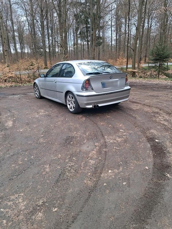 Używany BMW 325 245 KM (180 kW) 2001 Srebrny Coupe