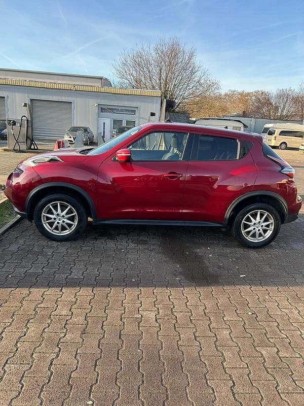 Gebraucht Nissan Juke 116 PS (85 kW) 2016 Rot SUV