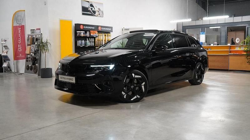 Gebraucht Opel Astra GSe 224 PS (164 kW) 2025 Schwarz Kombi
