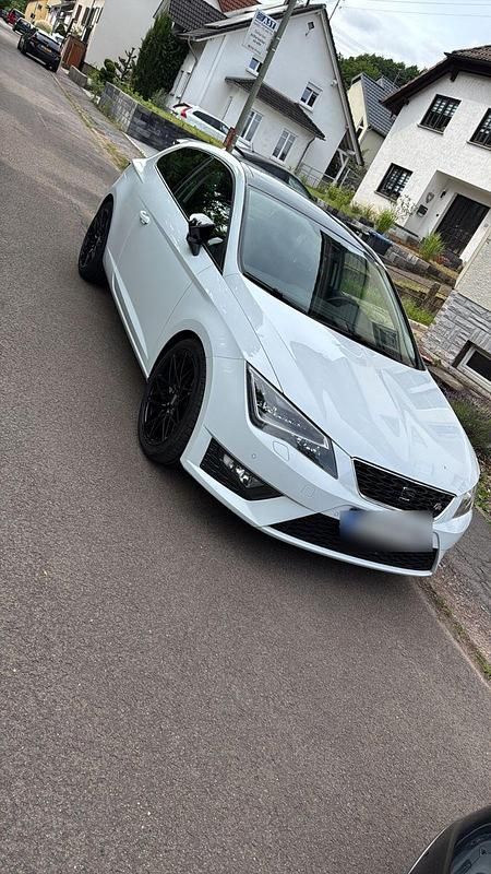 Gebraucht Seat Leon SC FR 179 PS (131 kW) 2015 Weiß Kleinwagen