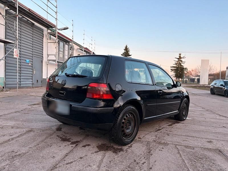 Gebraucht VW Golf IV 75 PS (55 kW) 2002 Schwarz Kombi