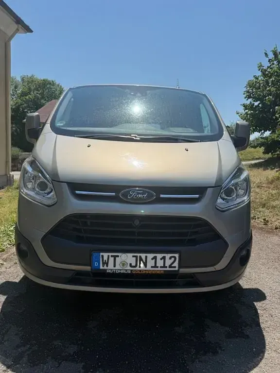 Gebraucht Ford Tourneo 155 PS (114 kW) 2014 Beige Van / Kleinbus