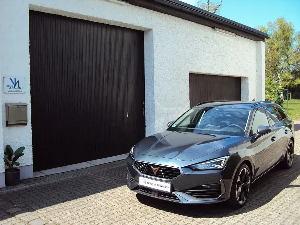 Second-hand Cupra Leon 150 CP (110 kW) 2024 Gri Berlinǎ