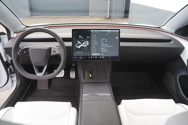 Gebraucht Tesla Model 3 Performance 461 kW (627 PS) 2024 Weiß Limousine