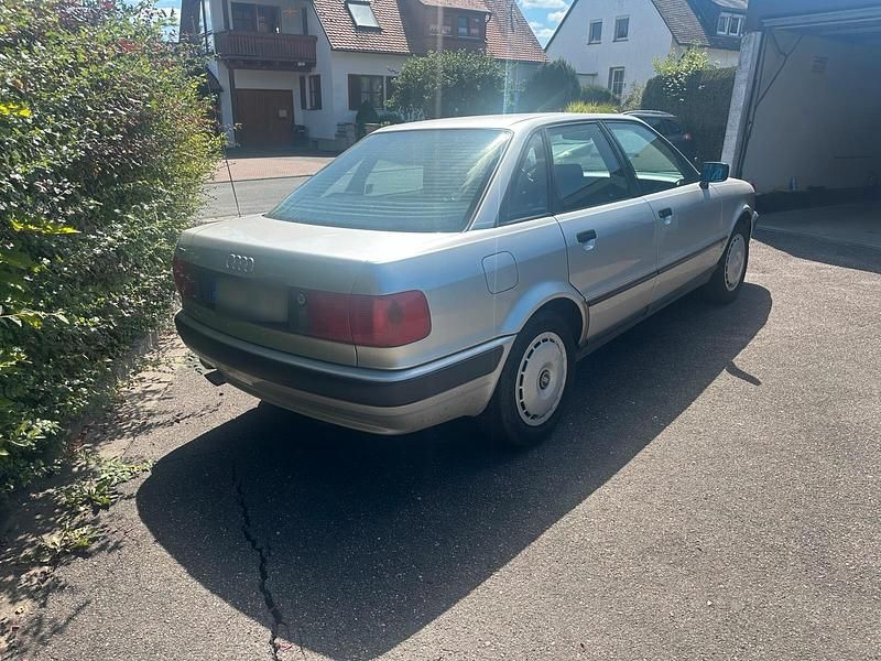 Second-hand Audi 80 90 CP (66 kW) 1993 Gri Berlinǎ