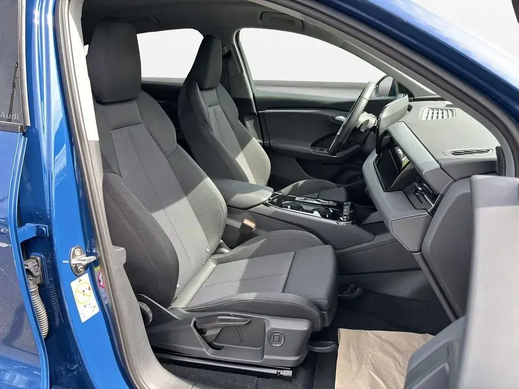 Gebraucht Audi Q6 Sportback e-tron Advanced 185 kW (252 PS) 2025 Ascariblau metallic SUV