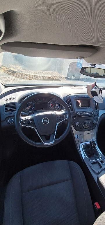 Gebraucht Opel Insignia Edition 120 PS (88 kW) 2014 Braun Limousine