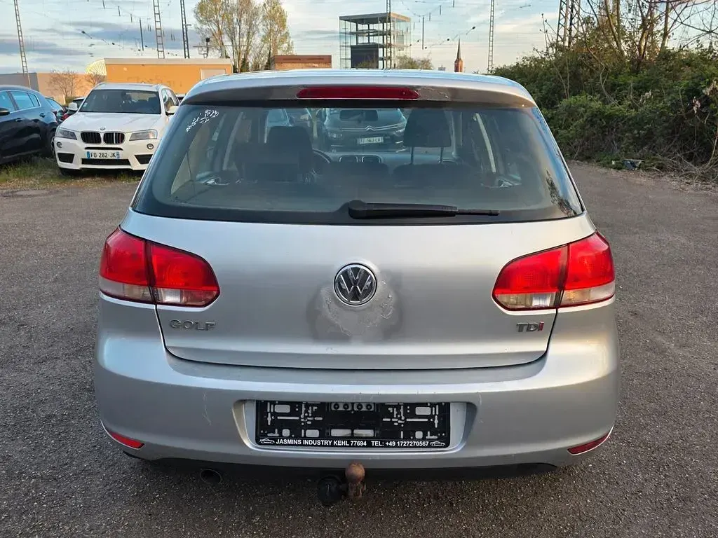 Gebraucht VW Golf VII Comfortline 105 PS (77 kW) 2012 Reflexsilber metallic Limousine