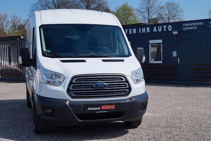 Używany Ford Transit 125 KM (91 kW) 2015 Biały Sedan/Limuzyna