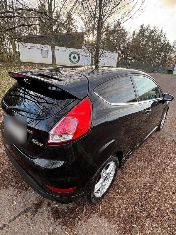 Gebraucht Ford Fiesta ST-Line 125 PS (91 kW) 2014 Schwarz Kleinwagen