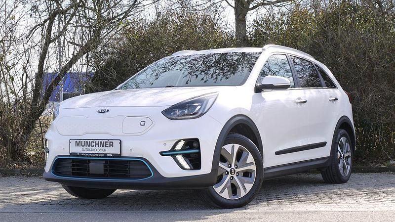 Gebraucht Kia Niro Spirit 150 kW (204 PS) 2020 Weiß SUV