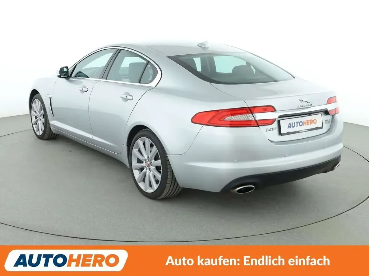 Gebraucht Jaguar XF 340 PS (250 kW) 2015 Silber Limousine