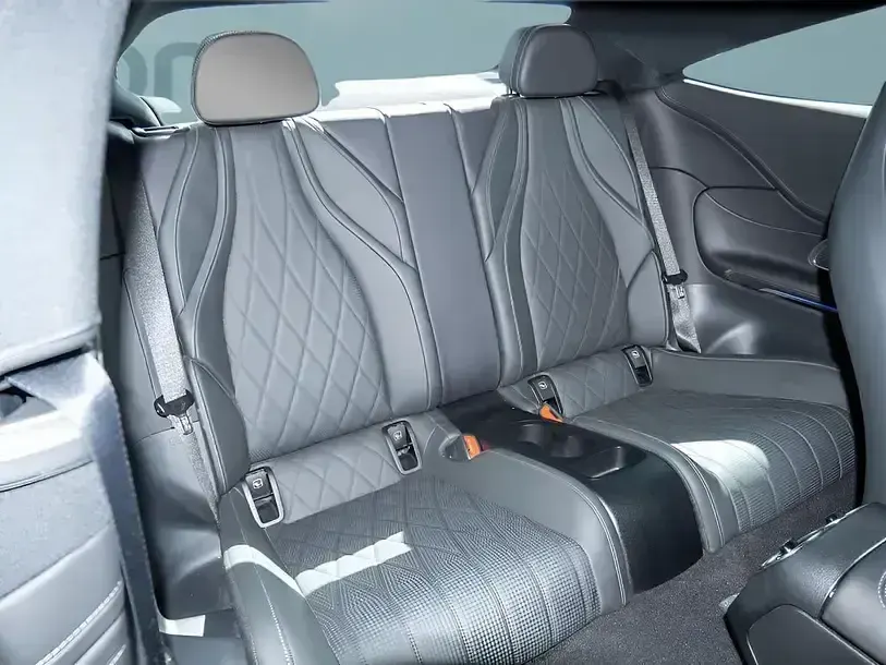 Gebraucht Mercedes CLE450 381 PS (280 kW) 2024 Schwarz Coupé