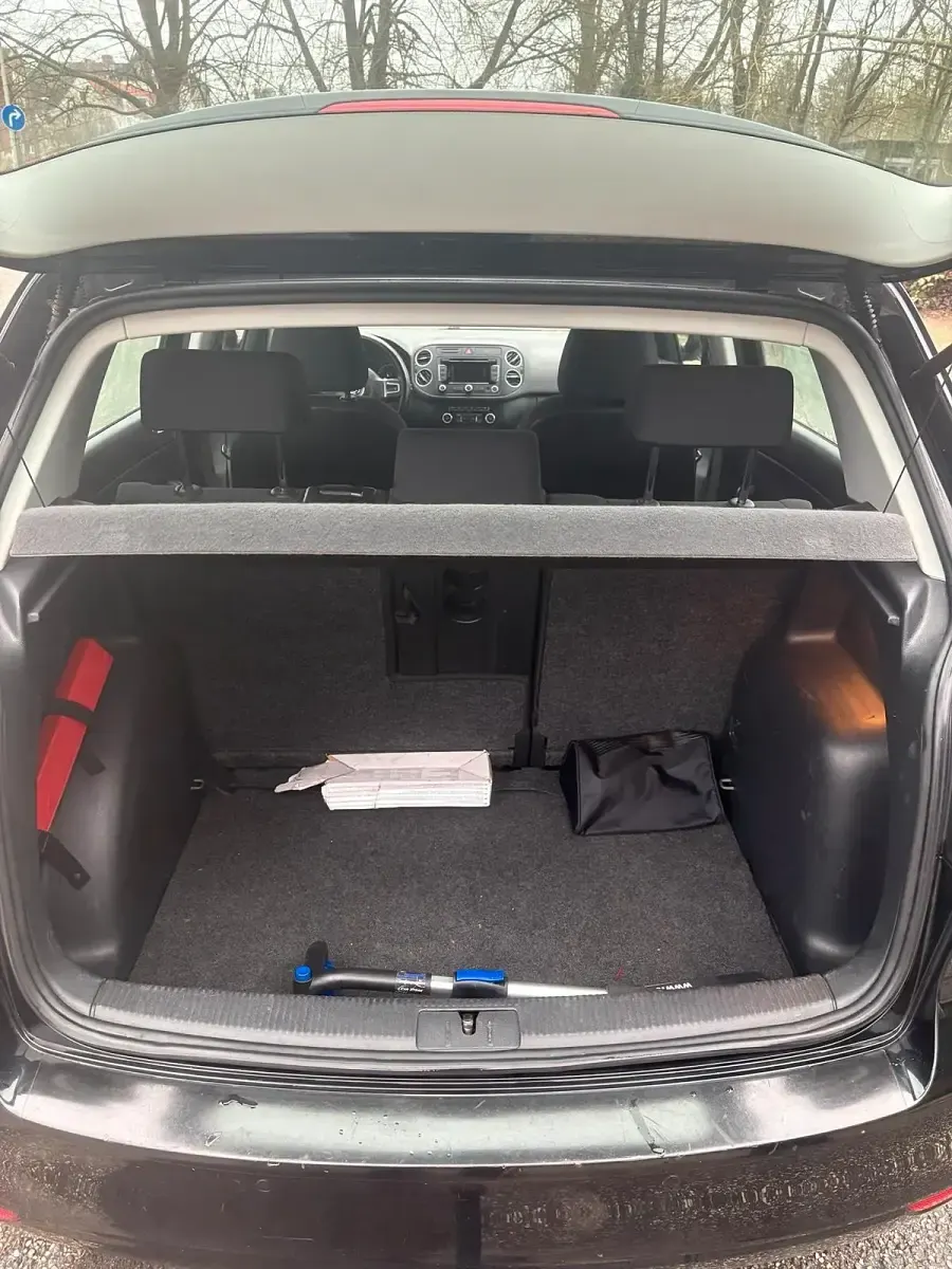 Gebraucht VW Golf VII 105 PS (77 kW) 2014 Schwarz Kleinwagen