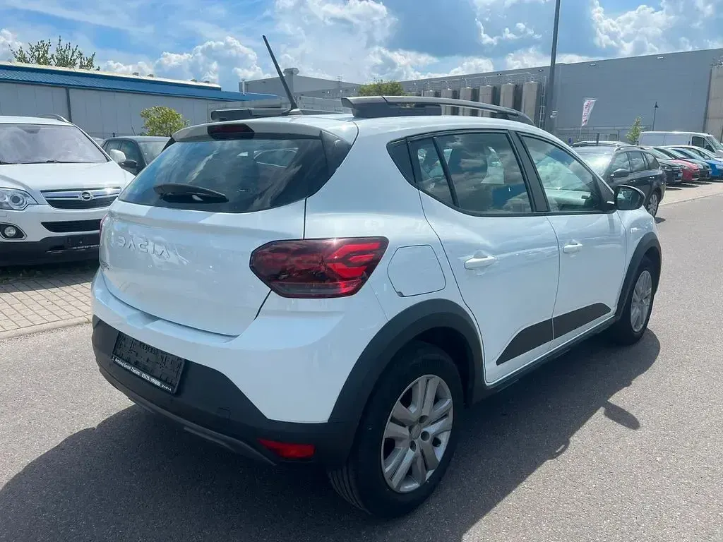 Brugt Dacia Sandero Expression 91 HK (66 kW) 2023 Hvid SUV